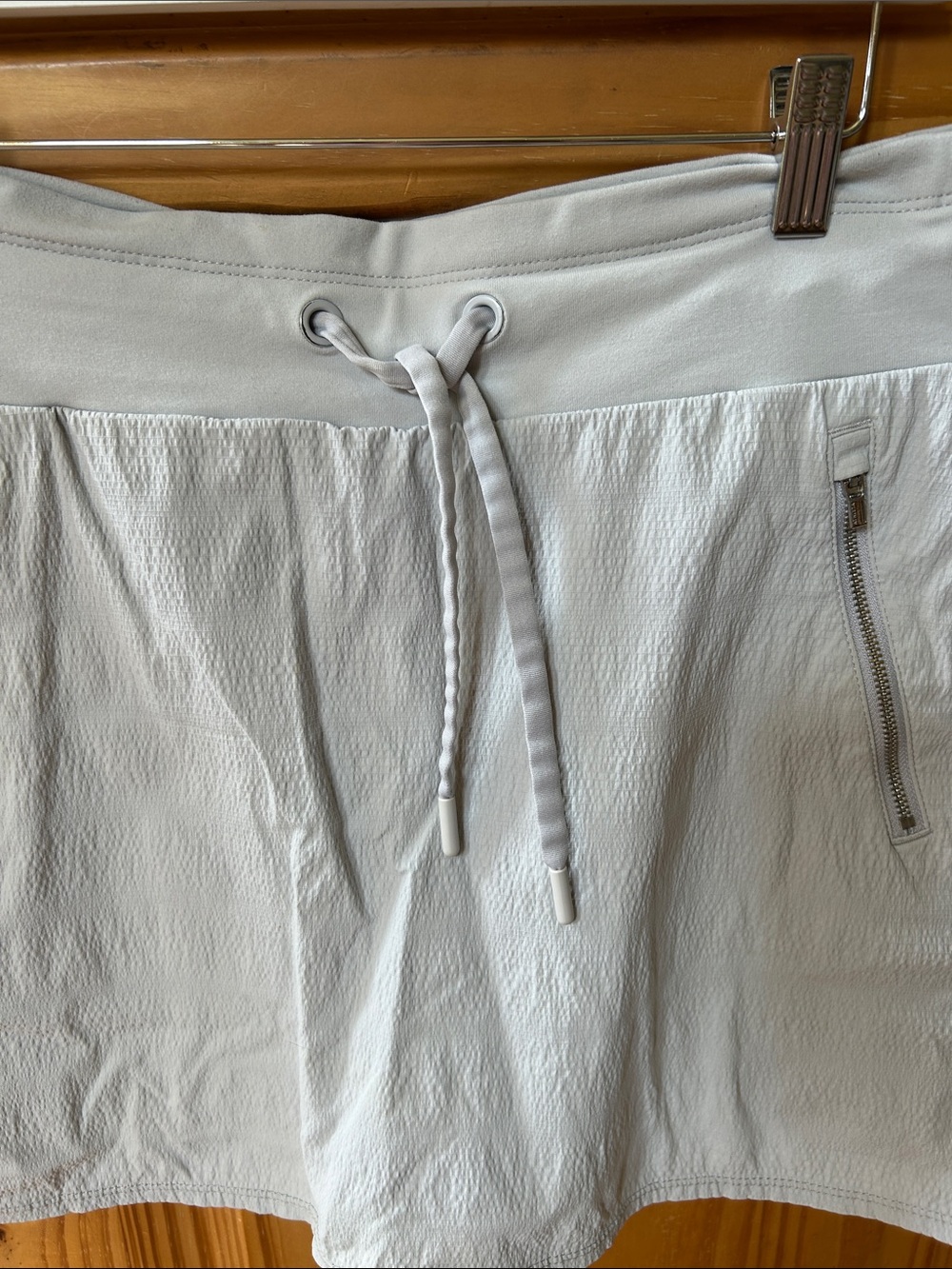 Athleta Trekkie Skirt Skort Women's Size 6 Athletic Grey Zipper Pockets - Picture 3 of 9